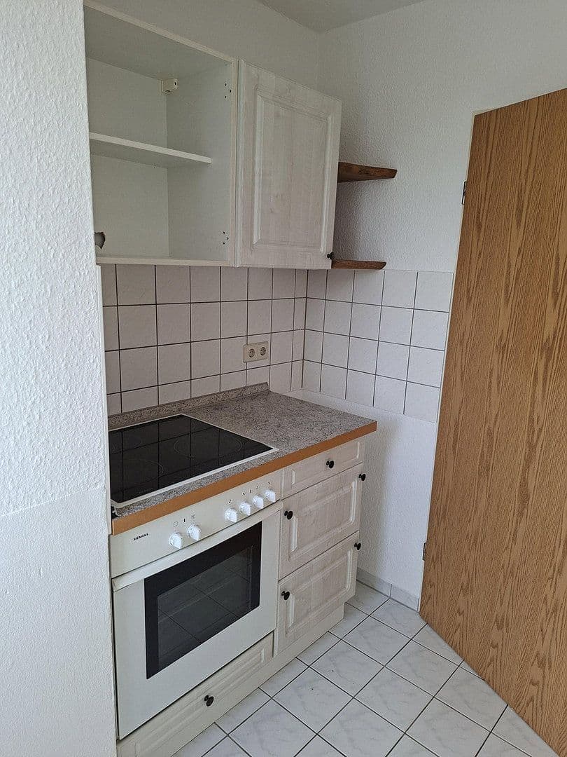 Prenájom bytu 2-izbový 59 m², Albert-Schweitzer-Siedlung 7b, Glauchau, Sasko Prenájom bytu 2-izbový 59 m², Albert-Schweitzer-Siedlung 7b, Glauchau, Sasko
