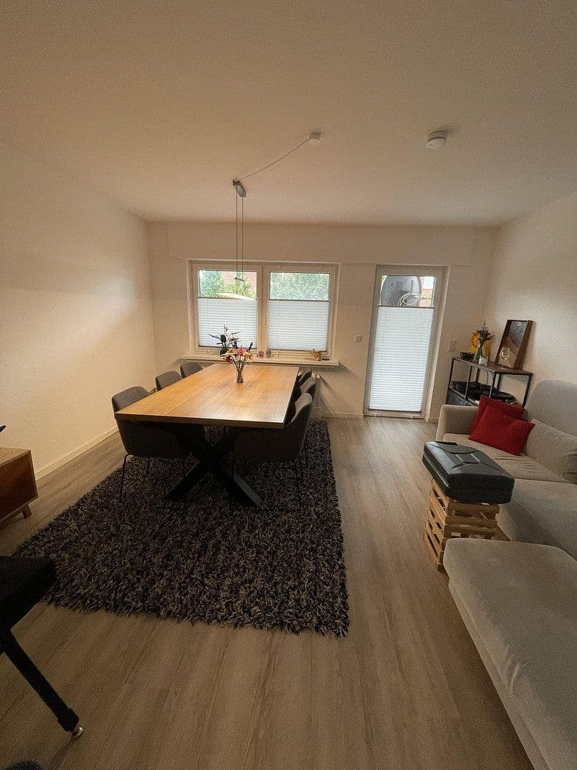 Predaj domu 288 m², pozemek 1.000 m², Wübbelers Kamp 6, Barnstorf, Dolné Sasko Predaj domu 288 m², pozemek 1.000 m², Wübbelers Kamp 6, Barnstorf, Dolné Sasko