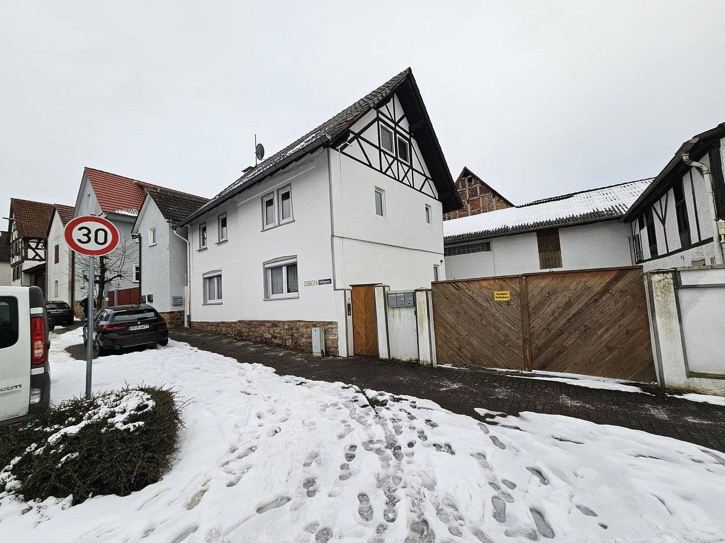 Prenájom bytu 2-izbový 51 m², Mühlgasse 1, Münzenberg, Hesensko Prenájom bytu 2-izbový 51 m², Mühlgasse 1, Münzenberg, Hesensko