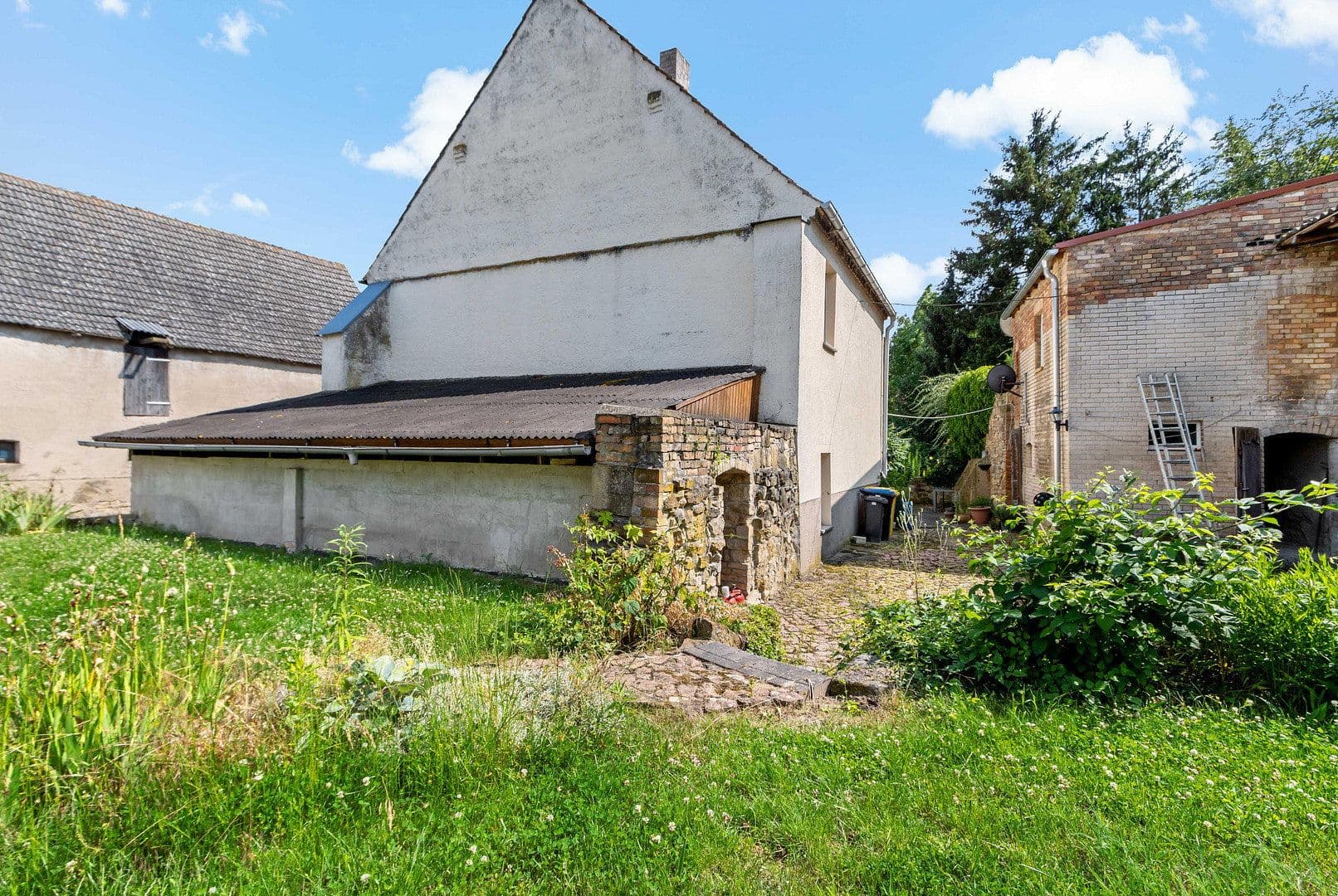 Predaj domu 110 m², pozemek 947 m², Rätherweg 7, Salzatal, Sasko-Anhaltsko Predaj domu 110 m², pozemek 947 m², Rätherweg 7, Salzatal, Sasko-Anhaltsko
