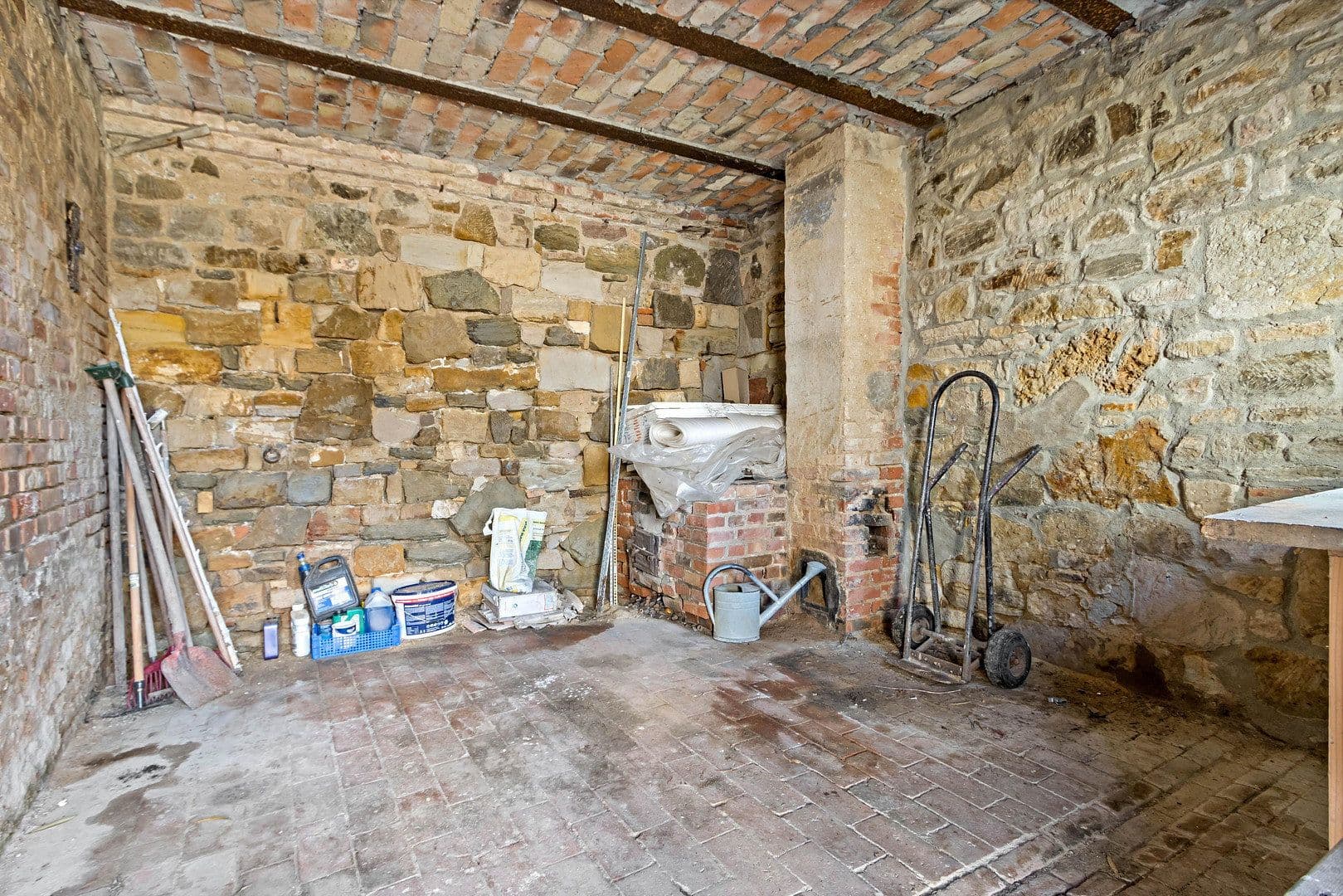 Predaj domu 110 m², pozemek 947 m², Rätherweg 7, Salzatal, Sasko-Anhaltsko Predaj domu 110 m², pozemek 947 m², Rätherweg 7, Salzatal, Sasko-Anhaltsko