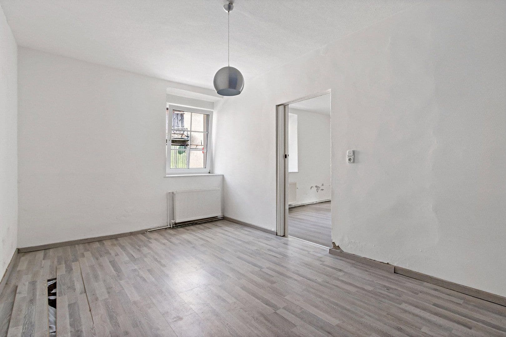 Predaj domu 110 m², pozemek 947 m², Rätherweg 7, Salzatal, Sasko-Anhaltsko Predaj domu 110 m², pozemek 947 m², Rätherweg 7, Salzatal, Sasko-Anhaltsko