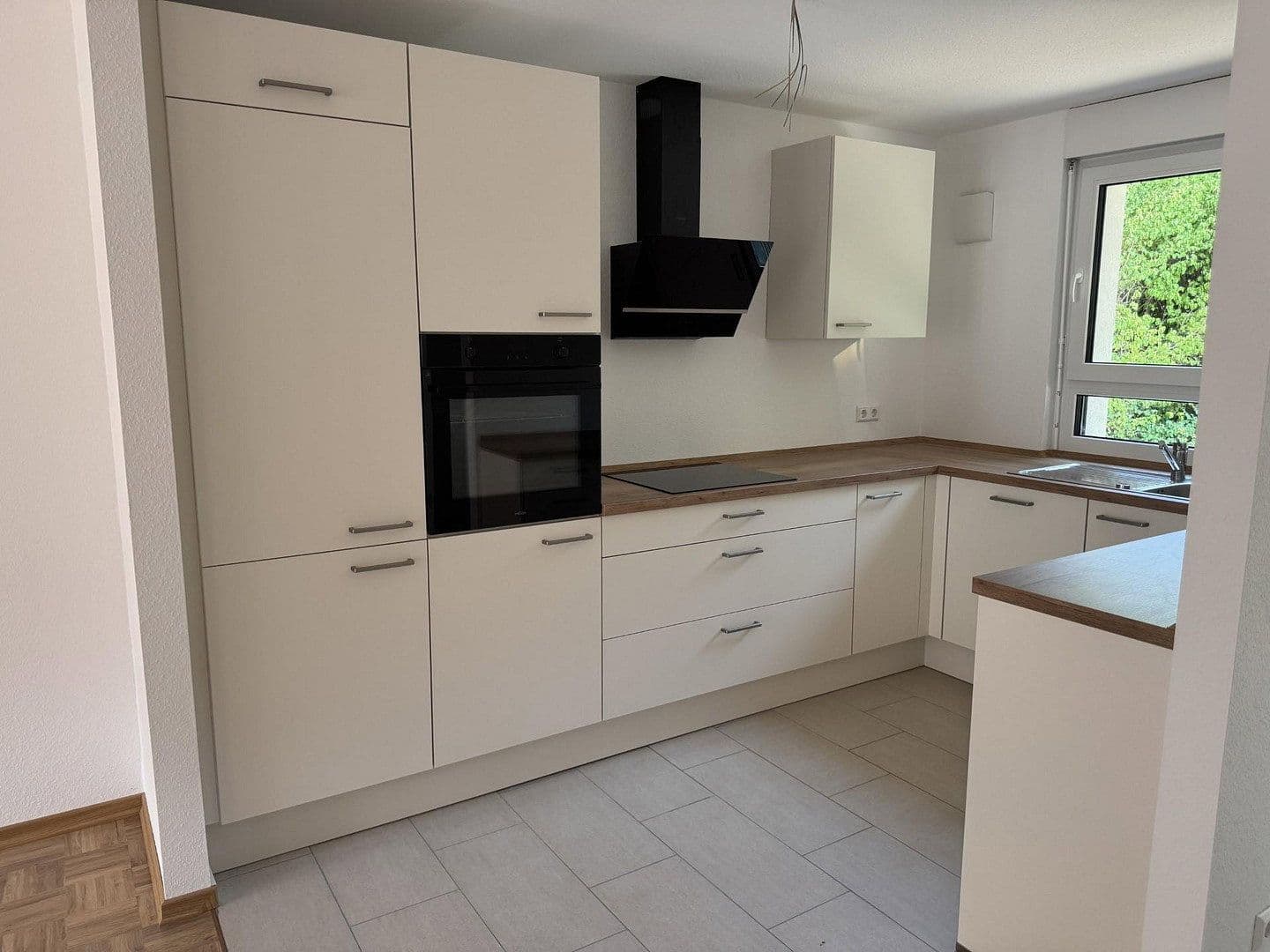Prenájom domu 136 m², pozemek 141 m², Steinenbronnerstr. 33, Sindelfingen, Bádensko-Wurttembersko Prenájom domu 136 m², pozemek 141 m², Steinenbronnerstr. 33, Sindelfingen, Bádensko-Wurttembersko