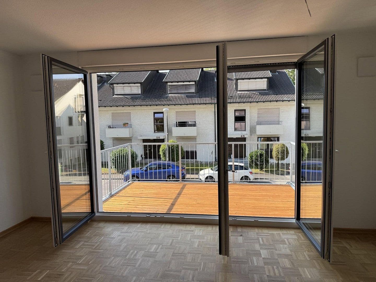 Prenájom domu 136 m², pozemek 141 m², Steinenbronnerstr. 33, Sindelfingen, Bádensko-Wurttembersko Prenájom domu 136 m², pozemek 141 m², Steinenbronnerstr. 33, Sindelfingen, Bádensko-Wurttembersko
