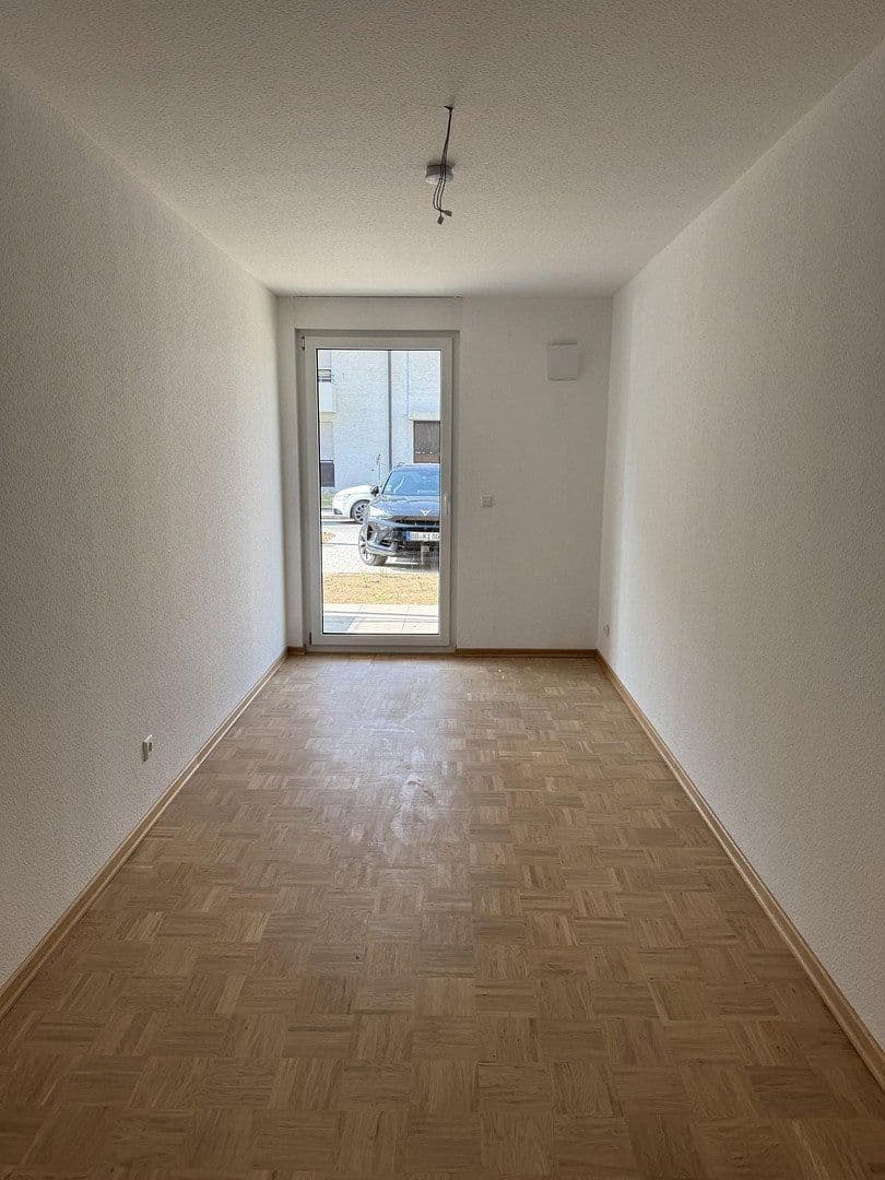 Prenájom domu 136 m², pozemek 141 m², Steinenbronnerstr. 33, Sindelfingen, Bádensko-Wurttembersko Prenájom domu 136 m², pozemek 141 m², Steinenbronnerstr. 33, Sindelfingen, Bádensko-Wurttembersko