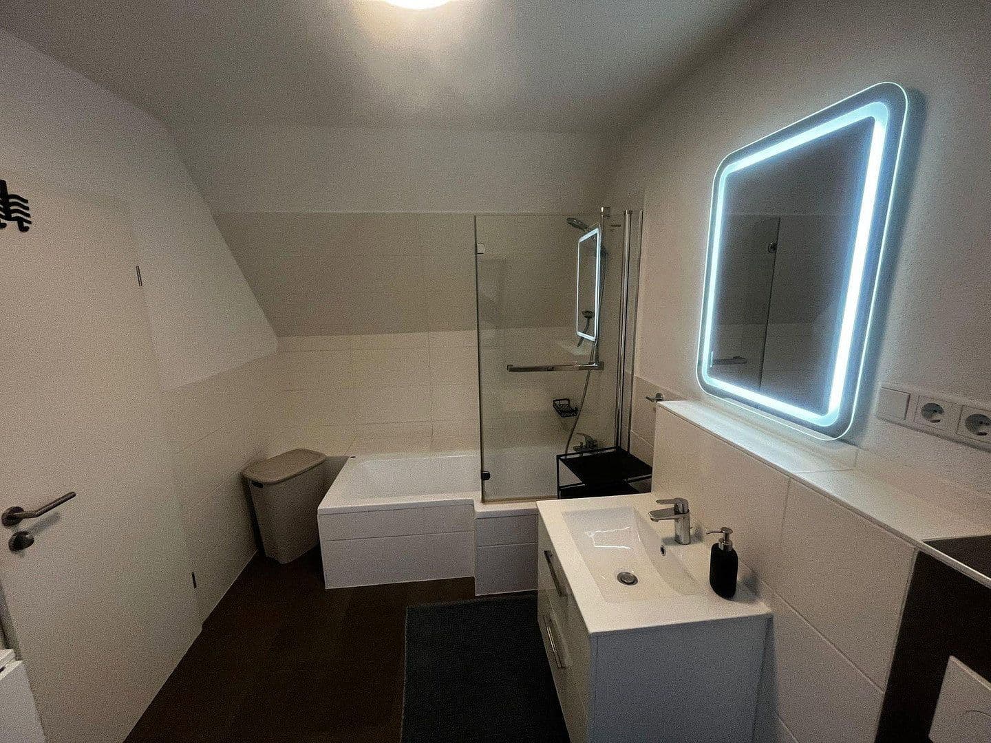 Prenájom bytu 2-izbový 57 m², Neue Straße 6, Aschersleben, Sasko-Anhaltsko Prenájom bytu 2-izbový 57 m², Neue Straße 6, Aschersleben, Sasko-Anhaltsko