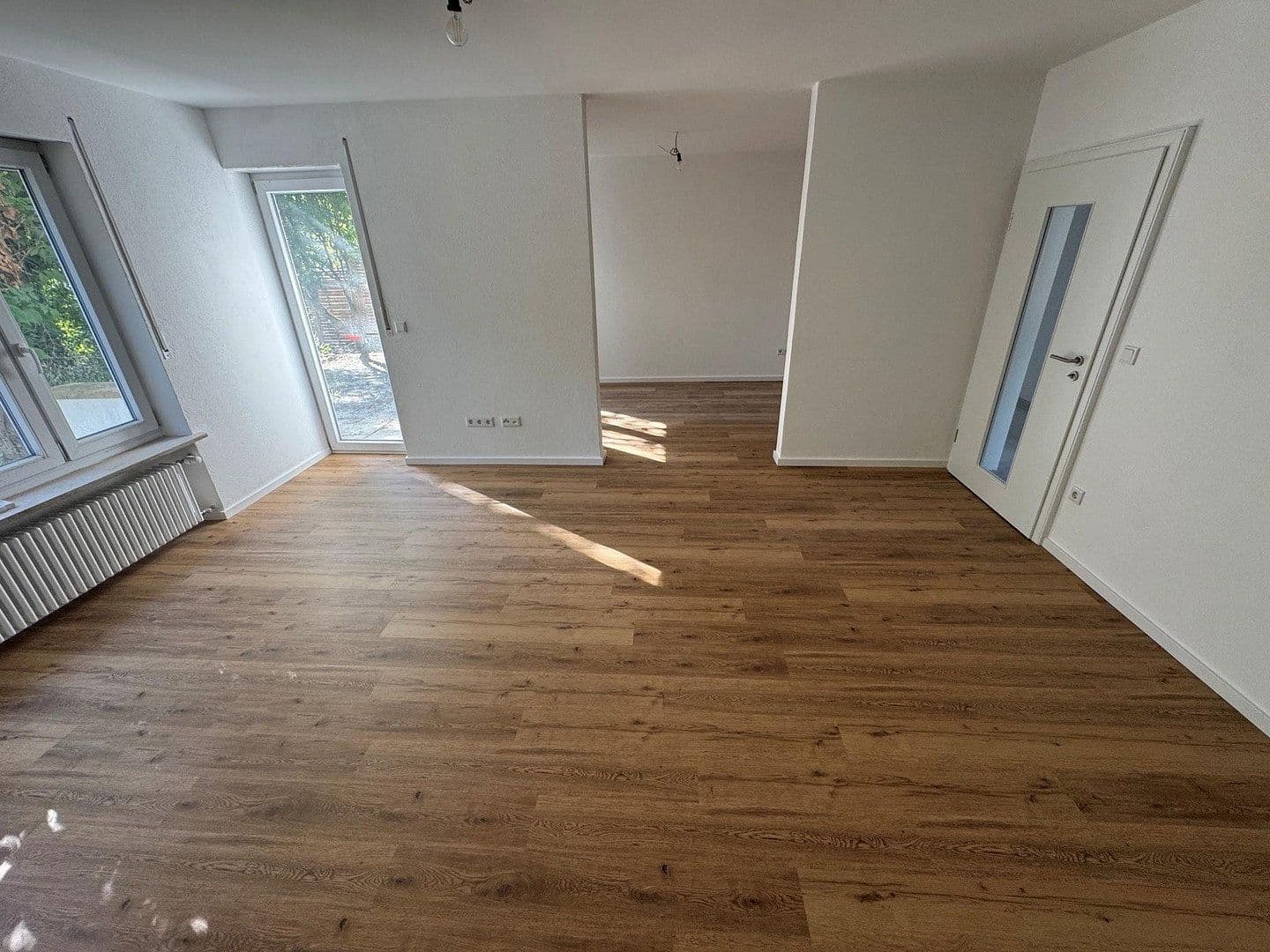Prenájom bytu 3-izbový 81 m², München, Bavorsko Prenájom bytu 3-izbový 81 m², München, Bavorsko