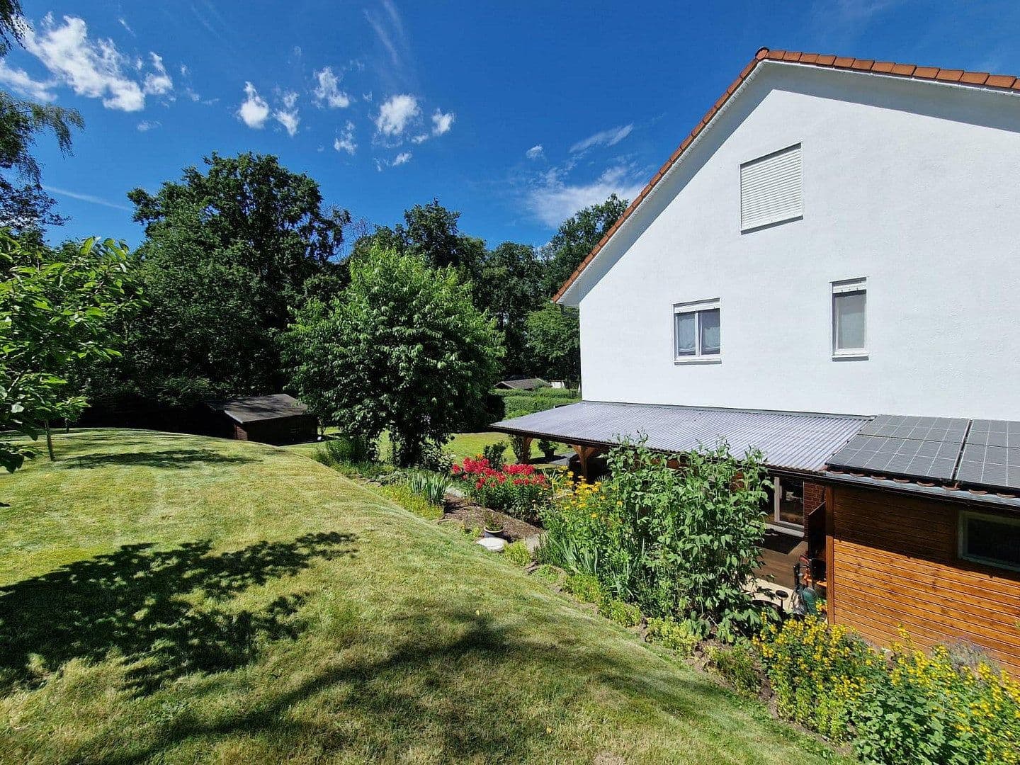 Predaj domu 145 m², pozemok 977 m², Ludwigsfelde, Brandenbursko Predaj domu 145 m², pozemok 977 m², Ludwigsfelde, Brandenbursko