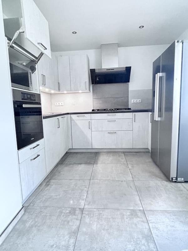 Prenájom bytu 2-izbový 90 m², Dohrer Weg 15, Jülich, Severné Porýnie - Westfálsko Prenájom bytu 2-izbový 90 m², Dohrer Weg 15, Jülich, Severné Porýnie - Westfálsko