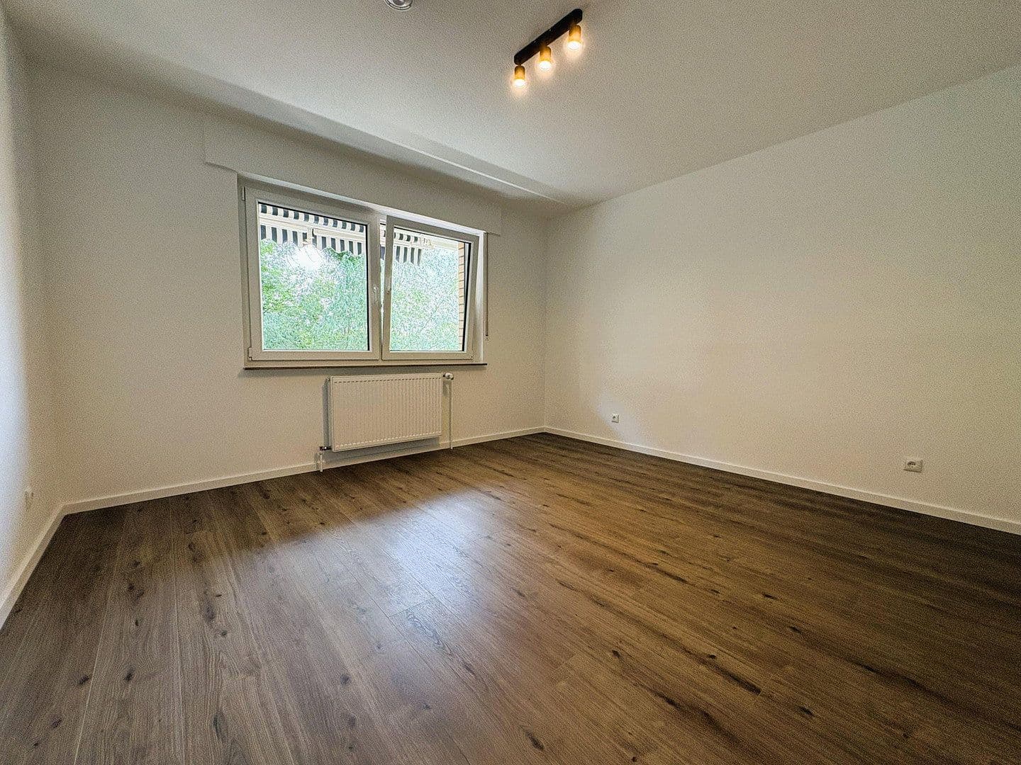 Predaj bytu 4-izbový 95 m², Mitteldamm 22C, Minden, Severné Porýnie - Westfálsko Predaj bytu 4-izbový 95 m², Mitteldamm 22C, Minden, Severné Porýnie - Westfálsko