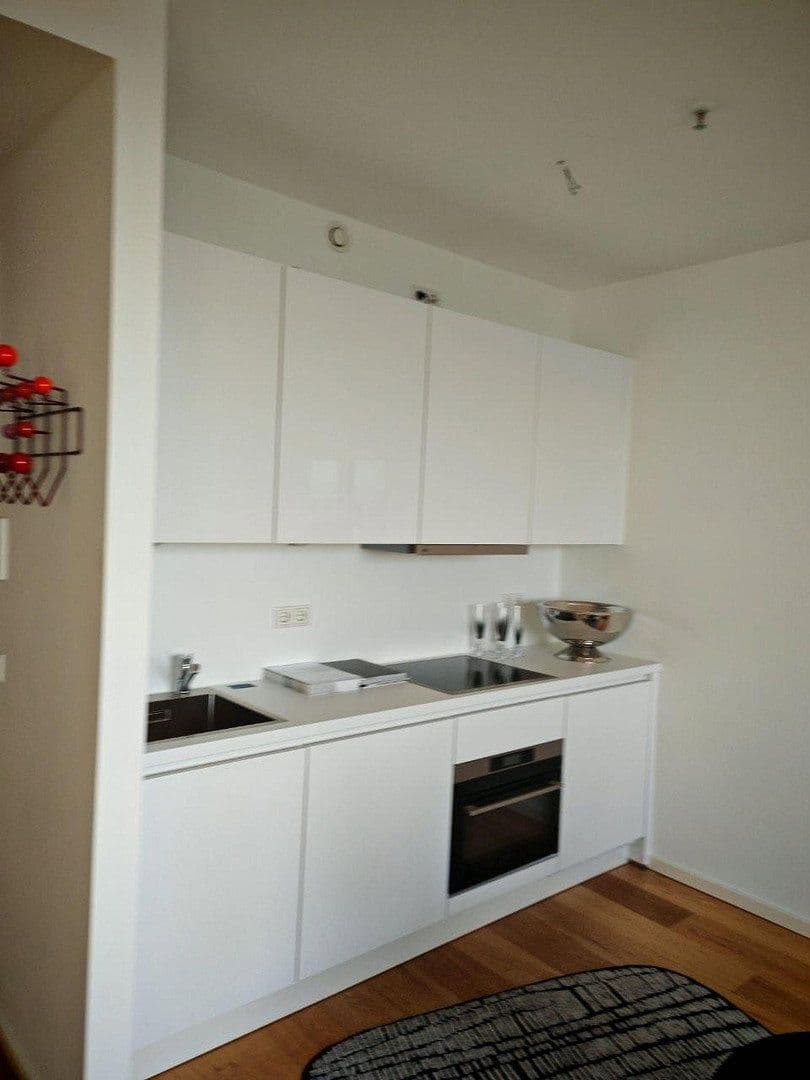 Prenájom bytu 2-izbový 50 m², Europa-Allee 11, Frankfurt am Main, Hesensko Prenájom bytu 2-izbový 50 m², Europa-Allee 11, Frankfurt am Main, Hesensko