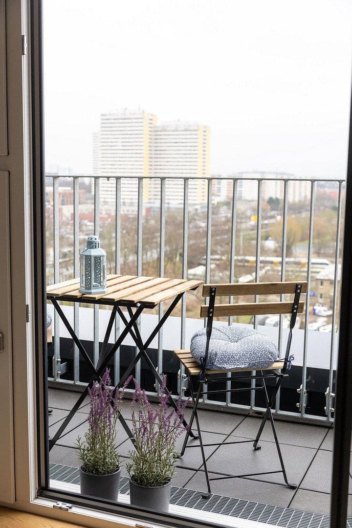 Prenájom bytu 1-izbový 24 m², Berlin, Berlín Prenájom bytu 1-izbový 24 m², Berlin, Berlín