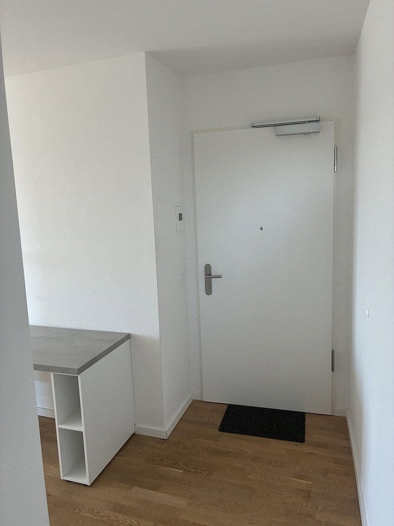 Prenájom bytu 1-izbový 41 m², Berlin, Berlín Prenájom bytu 1-izbový 41 m², Berlin, Berlín