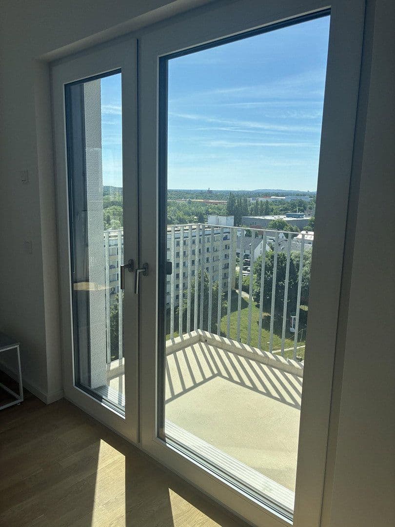 Prenájom bytu 1-izbový 41 m², Berlin, Berlín Prenájom bytu 1-izbový 41 m², Berlin, Berlín