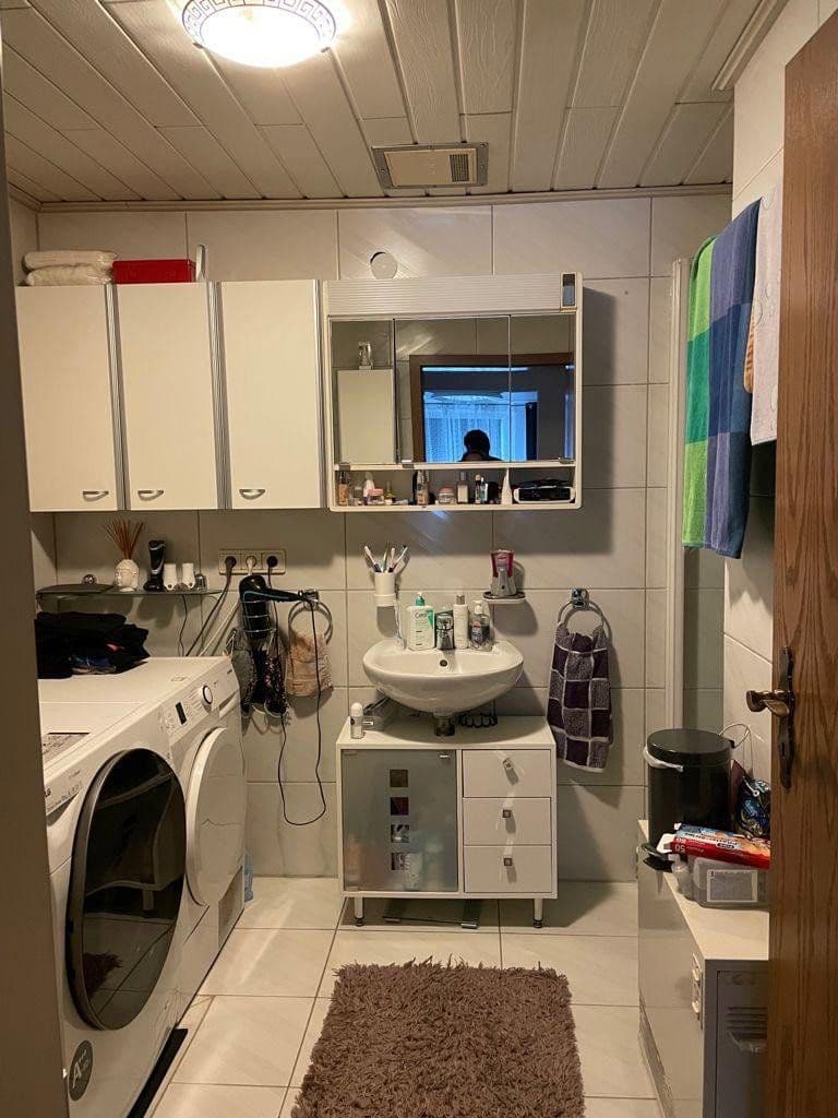 Predaj domu 404 m², pozemok 416 m², Tiefenbronn, Bádensko-Wurttembersko Predaj domu 404 m², pozemok 416 m², Tiefenbronn, Bádensko-Wurttembersko