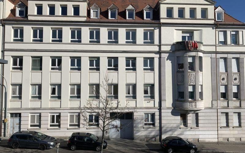 Prenájom bytu 4-izbový 100 m², Linnéstrasse 2, Pforzheim, Bádensko-Wurttembersko Prenájom bytu 4-izbový 100 m², Linnéstrasse 2, Pforzheim, Bádensko-Wurttembersko