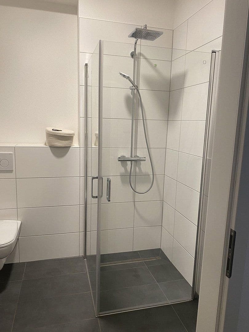 Prenájom bytu 4-izbový 100 m², Linnéstrasse 2, Pforzheim, Bádensko-Wurttembersko Prenájom bytu 4-izbový 100 m², Linnéstrasse 2, Pforzheim, Bádensko-Wurttembersko