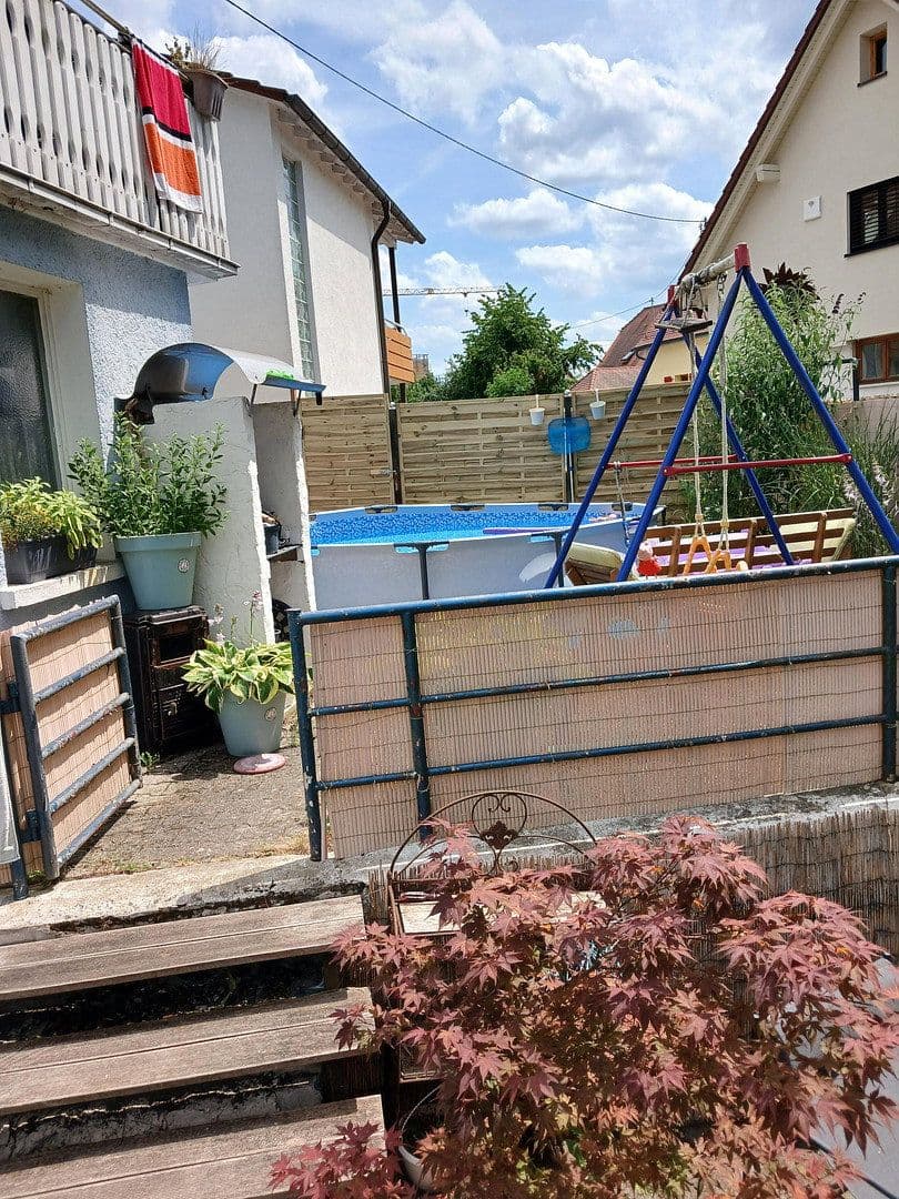 Predaj domu 310 m², pozemok 526 m², Wolpertswende, Bádensko-Wurttembersko Predaj domu 310 m², pozemok 526 m², Wolpertswende, Bádensko-Wurttembersko
