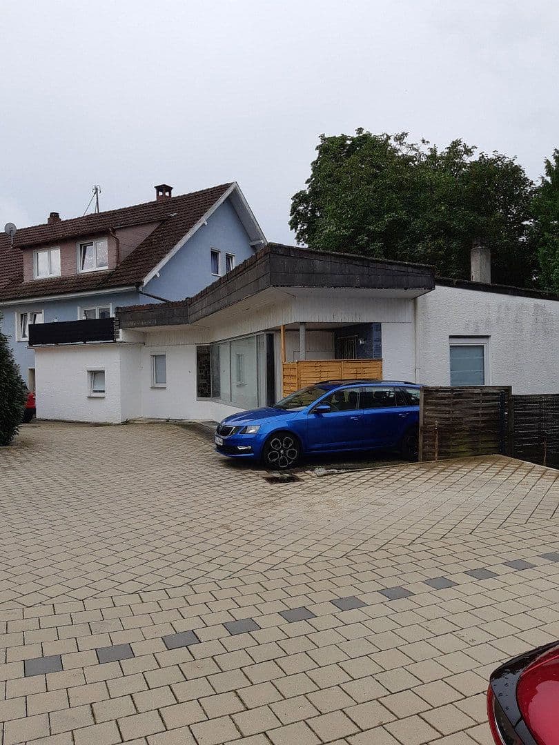 Predaj domu 310 m², pozemok 526 m², Wolpertswende, Bádensko-Wurttembersko Predaj domu 310 m², pozemok 526 m², Wolpertswende, Bádensko-Wurttembersko