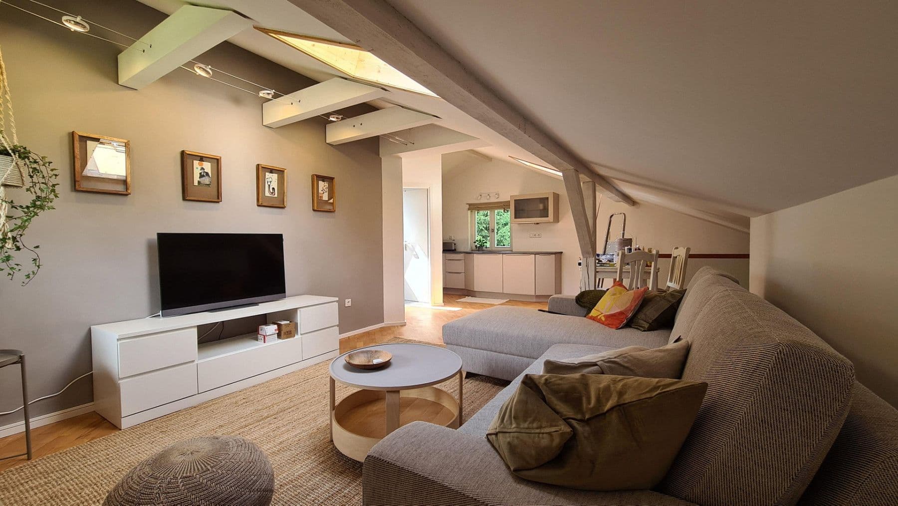 Predaj domu 240 m², pozemok 1.200 m², Lindenberg im Allgäu, Bavorsko Predaj domu 240 m², pozemok 1.200 m², Lindenberg im Allgäu, Bavorsko