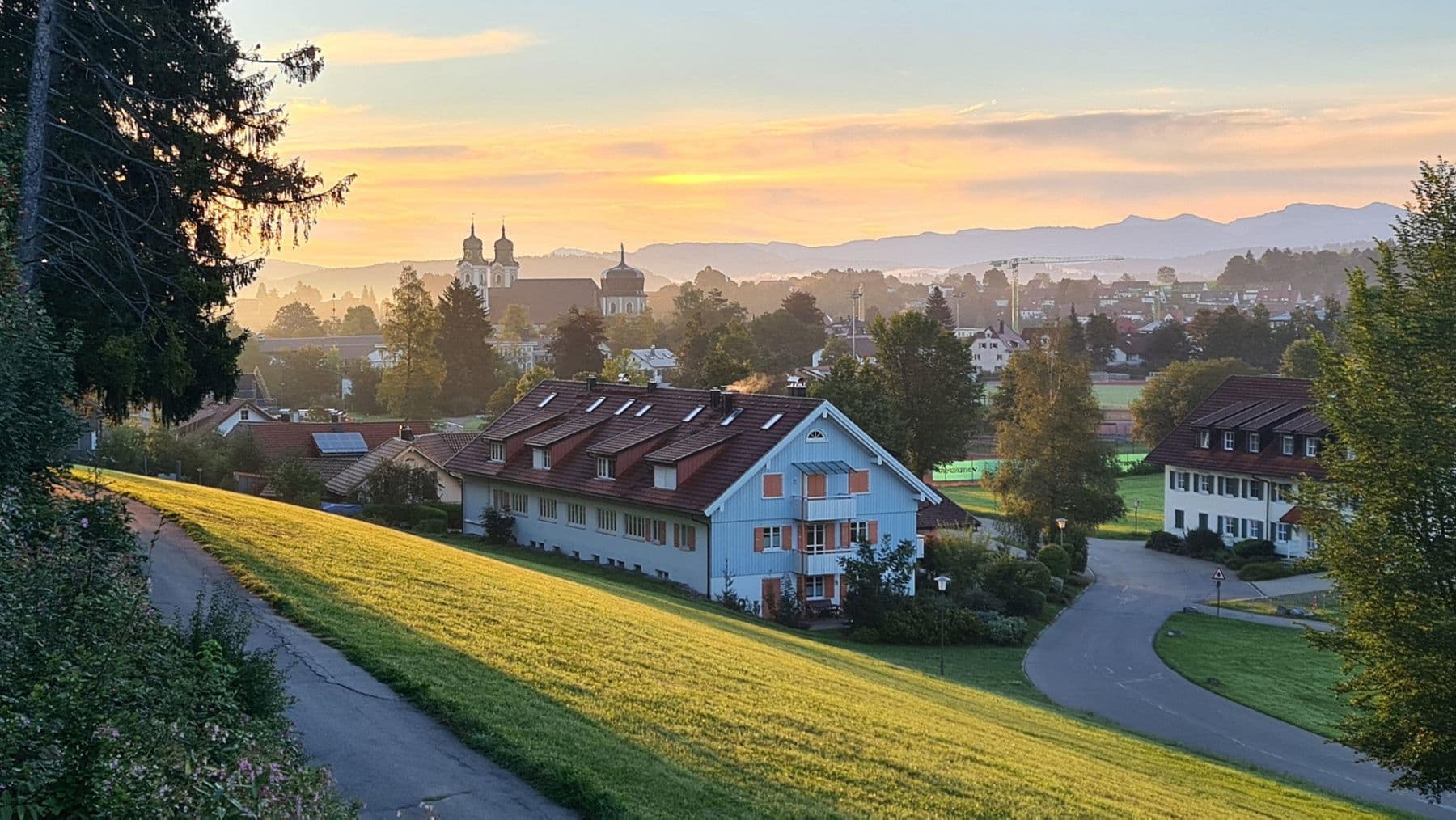 Predaj domu 240 m², pozemok 1.200 m², Lindenberg im Allgäu, Bavorsko Predaj domu 240 m², pozemok 1.200 m², Lindenberg im Allgäu, Bavorsko