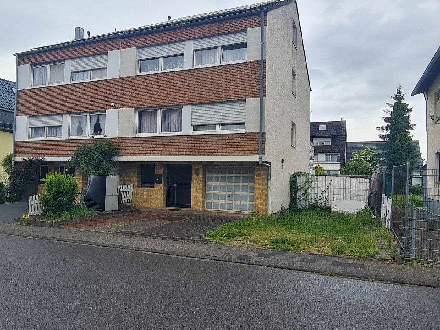 Predaj domu 145 m², pozemok 366 m², Weilerswist, Severné Porýnie - Westfálsko Predaj domu 145 m², pozemok 366 m², Weilerswist, Severné Porýnie - Westfálsko
