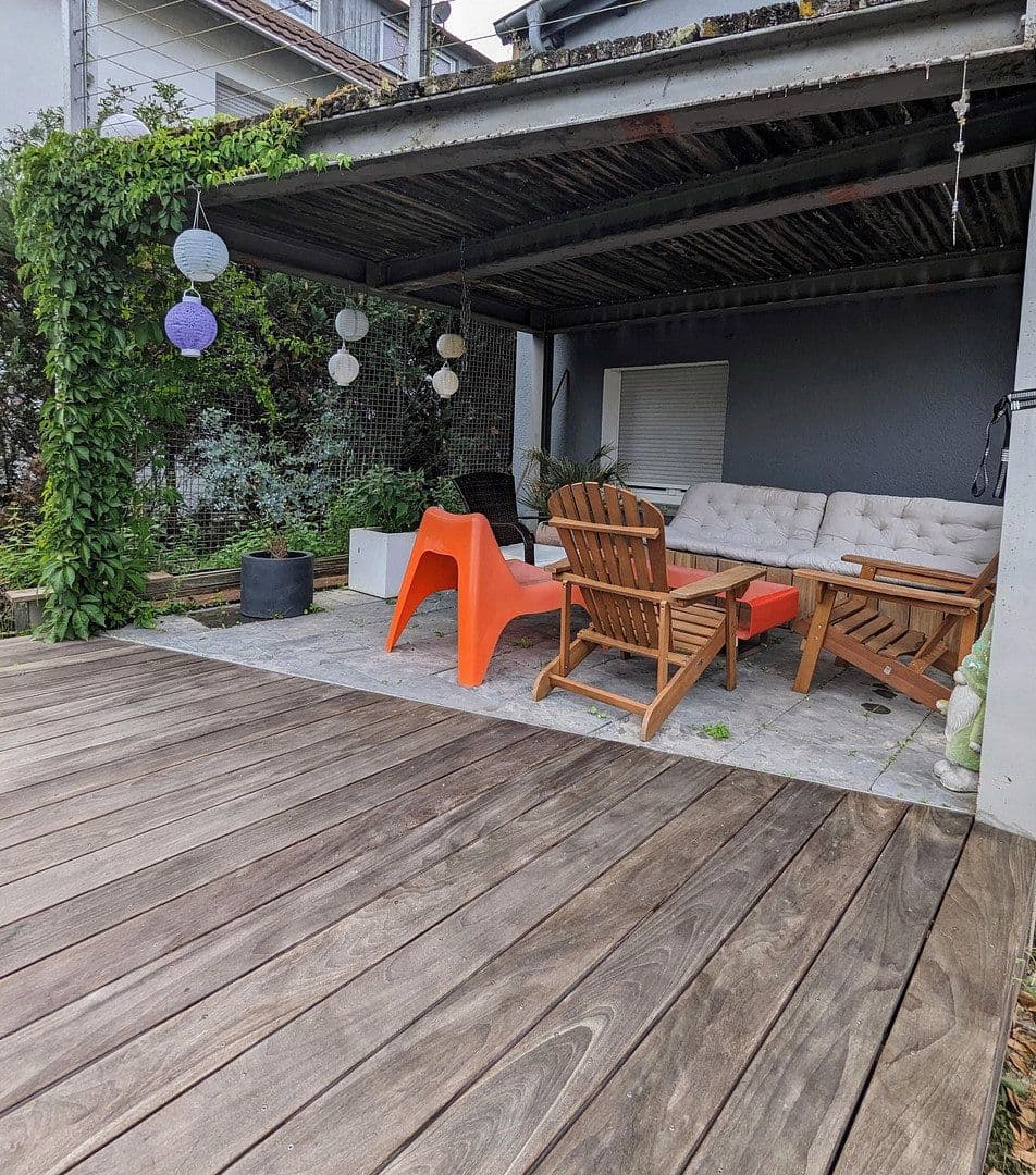 Predaj domu 250 m², pozemok 571 m², Korntal-Münchingen, Bádensko-Wurttembersko Predaj domu 250 m², pozemok 571 m², Korntal-Münchingen, Bádensko-Wurttembersko
