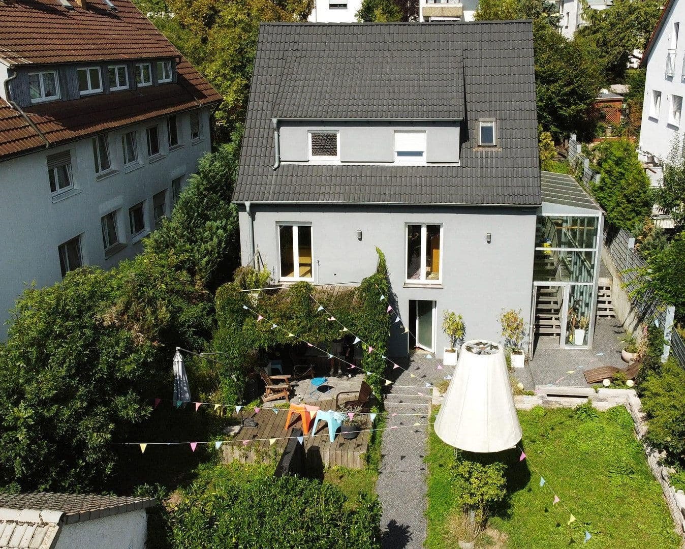 Predaj domu 250 m², pozemok 571 m², Korntal-Münchingen, Bádensko-Wurttembersko Predaj domu 250 m², pozemok 571 m², Korntal-Münchingen, Bádensko-Wurttembersko
