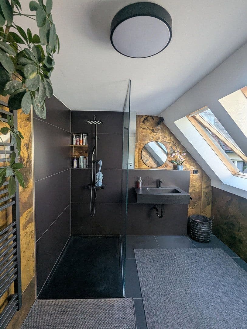 Predaj domu 250 m², pozemok 571 m², Korntal-Münchingen, Bádensko-Wurttembersko Predaj domu 250 m², pozemok 571 m², Korntal-Münchingen, Bádensko-Wurttembersko