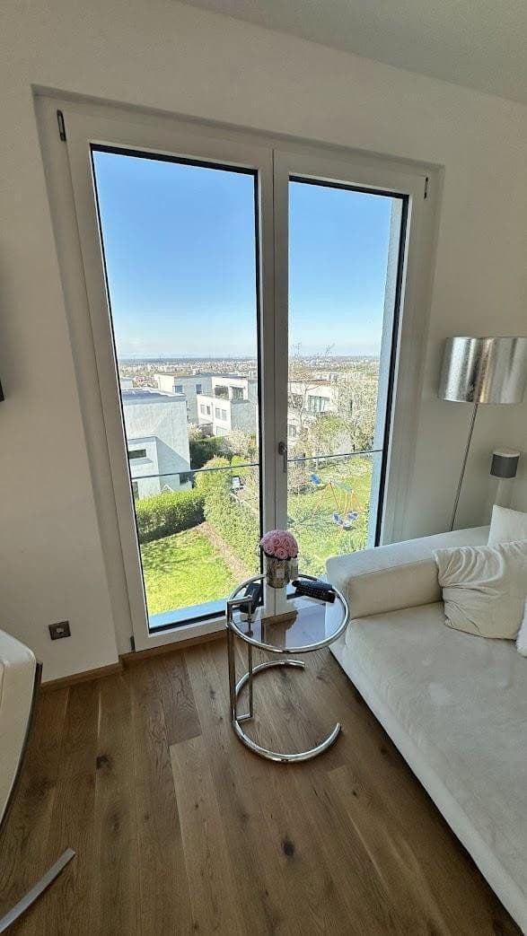 Predaj domu 180 m², pozemok 462 m², Nußloch, Bádensko-Wurttembersko Predaj domu 180 m², pozemok 462 m², Nußloch, Bádensko-Wurttembersko