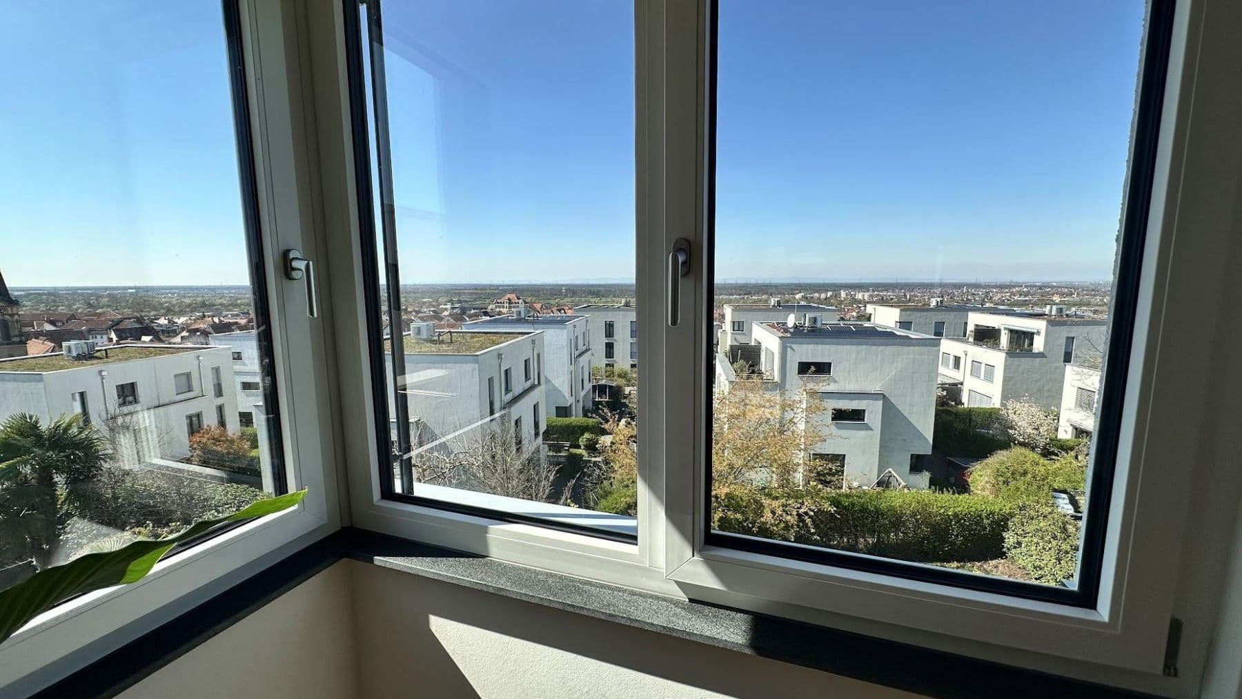 Predaj domu 180 m², pozemok 462 m², Nußloch, Bádensko-Wurttembersko Predaj domu 180 m², pozemok 462 m², Nußloch, Bádensko-Wurttembersko