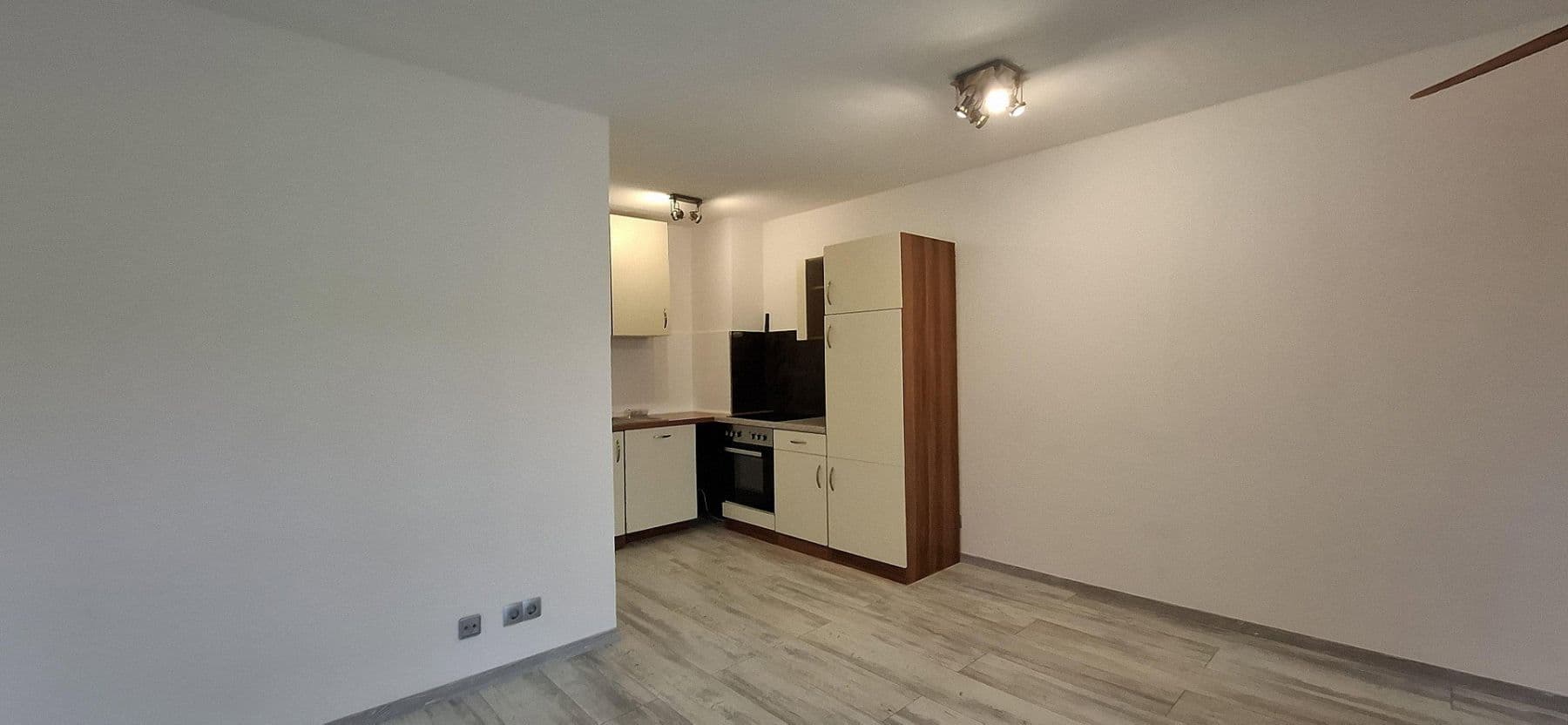 Prenájom bytu 1-izbový 31 m², Neustädter Straße, Worms, Porýnie-Falcko Prenájom bytu 1-izbový 31 m², Neustädter Straße, Worms, Porýnie-Falcko