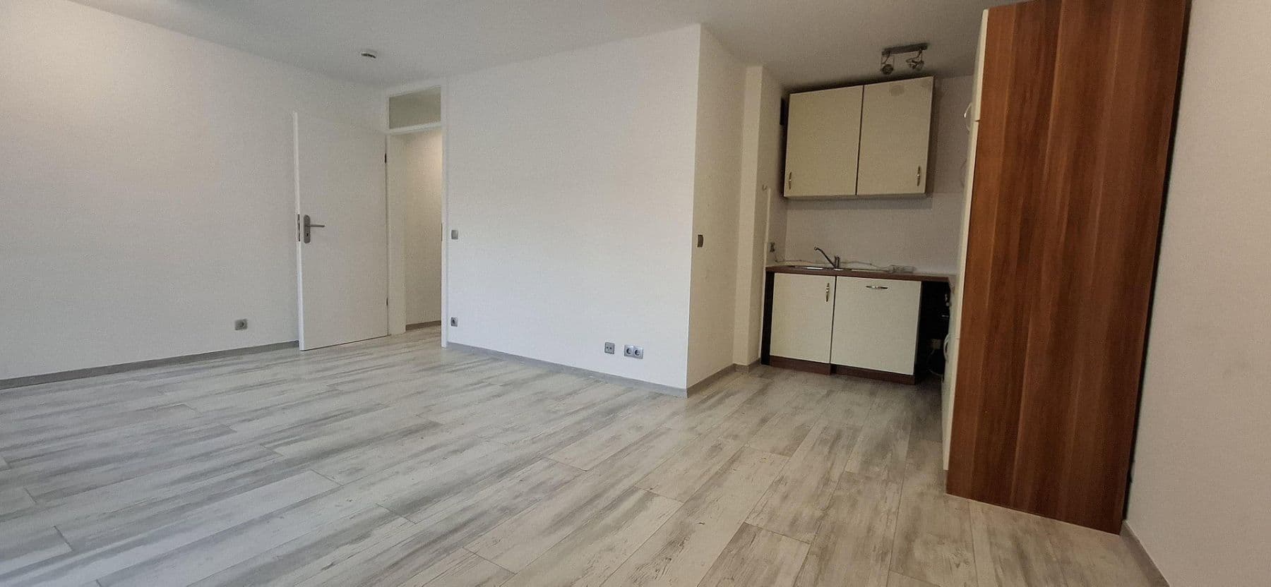 Prenájom bytu 1-izbový 31 m², Neustädter Straße, Worms, Porýnie-Falcko Prenájom bytu 1-izbový 31 m², Neustädter Straße, Worms, Porýnie-Falcko