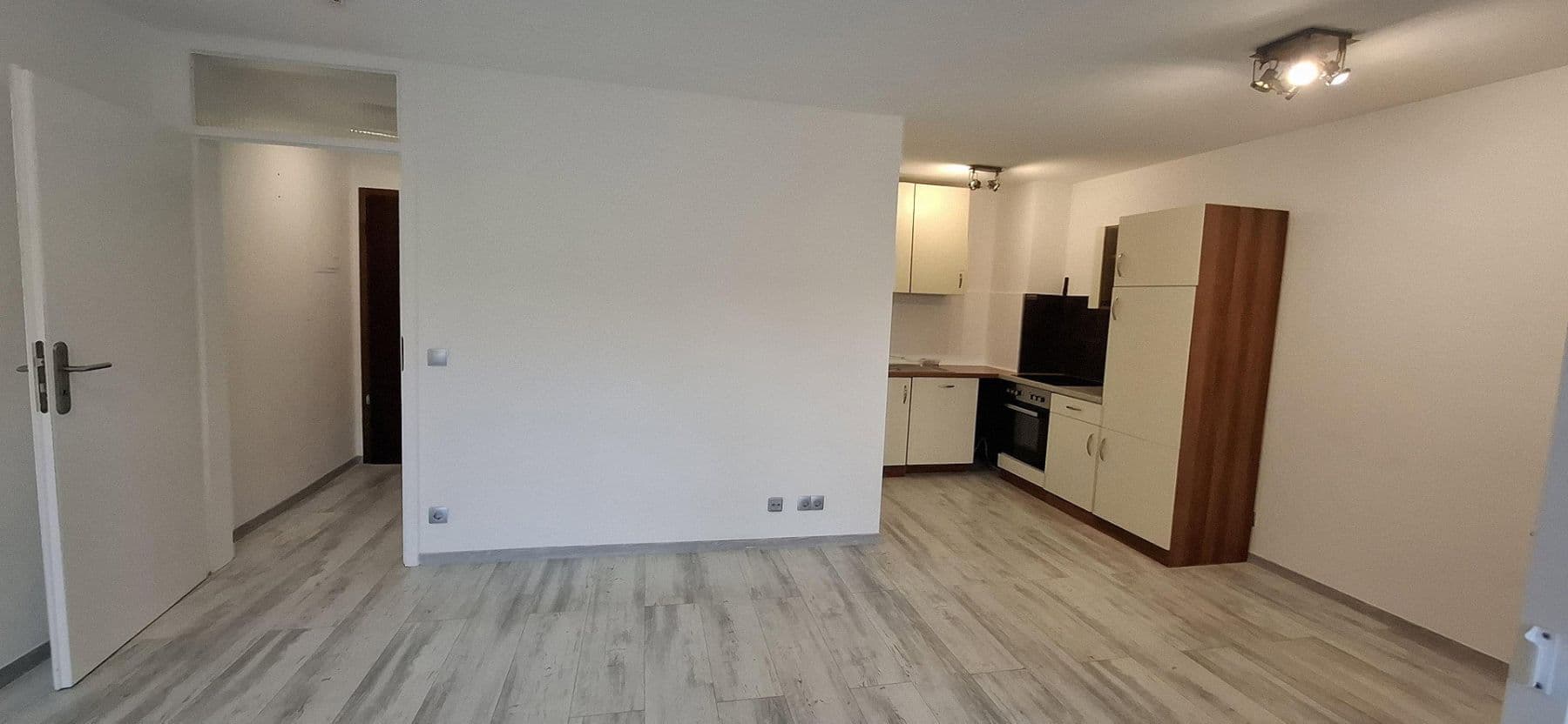 Prenájom bytu 1-izbový 31 m², Neustädter Straße, Worms, Porýnie-Falcko Prenájom bytu 1-izbový 31 m², Neustädter Straße, Worms, Porýnie-Falcko