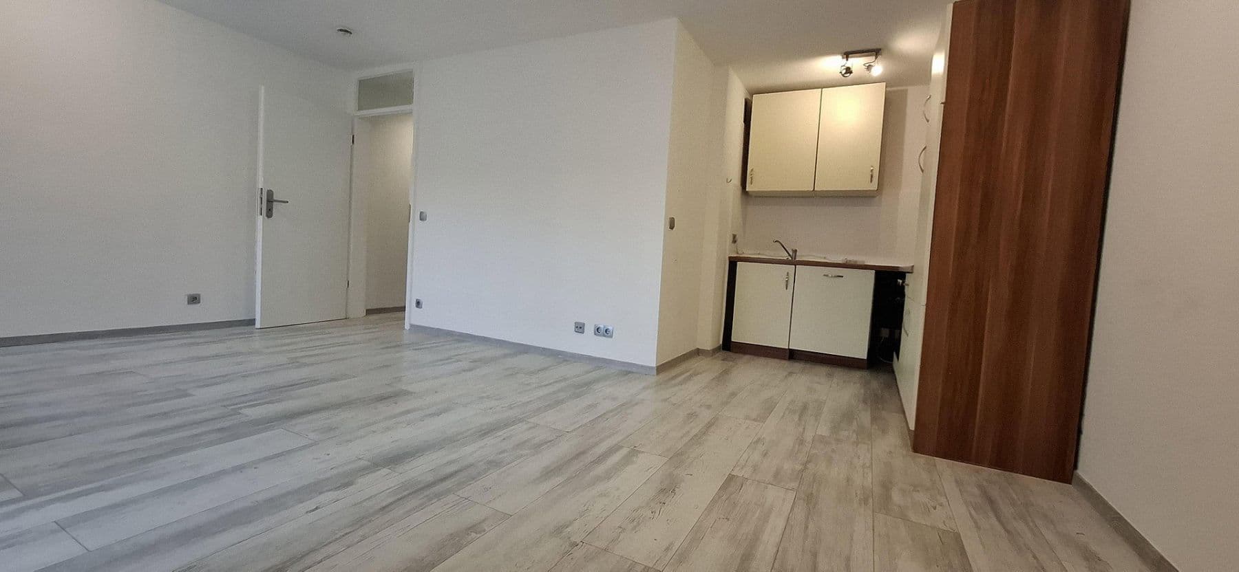 Prenájom bytu 1-izbový 31 m², Neustädter Straße, Worms, Porýnie-Falcko Prenájom bytu 1-izbový 31 m², Neustädter Straße, Worms, Porýnie-Falcko