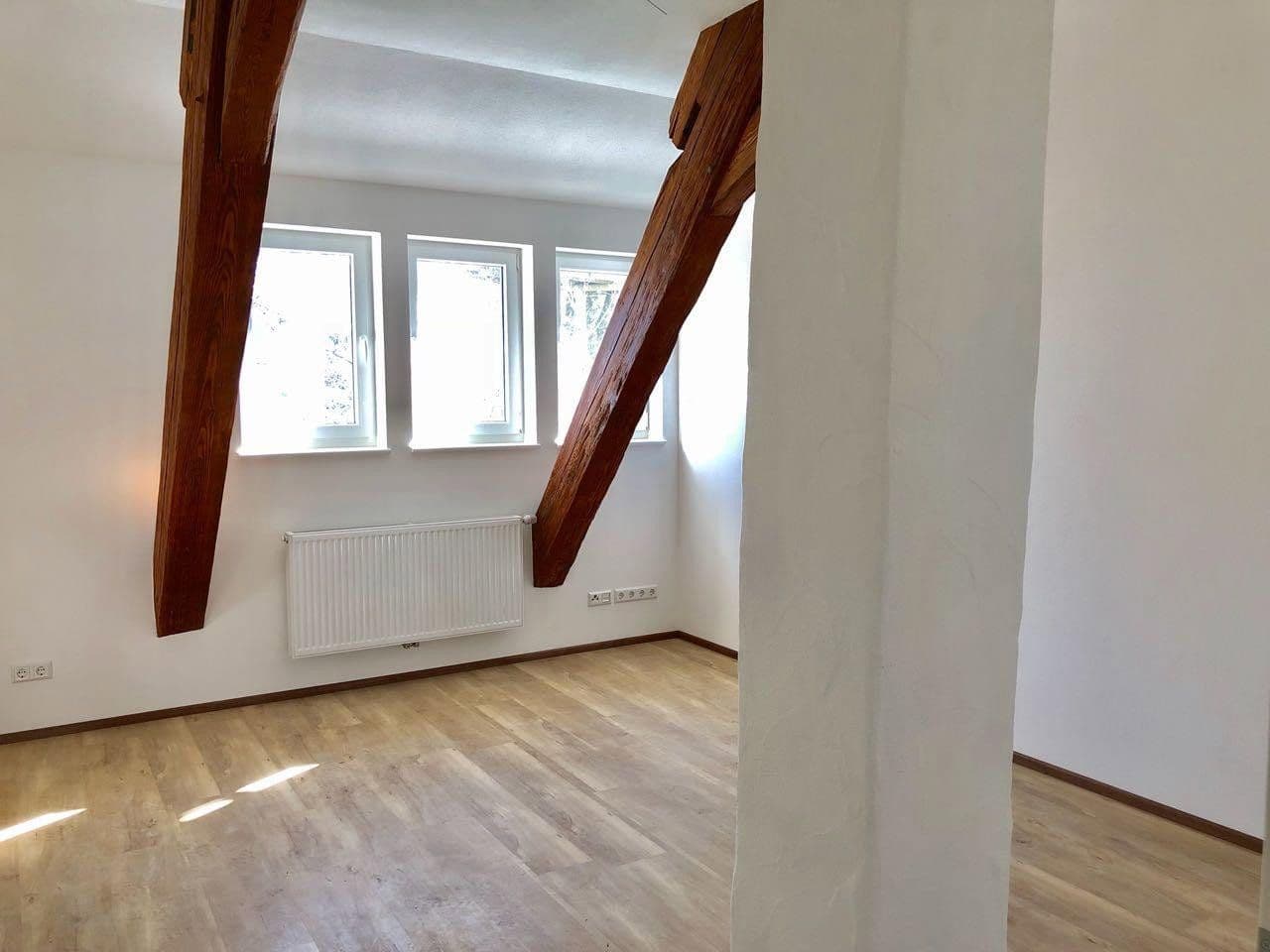 Prenájom bytu 19 m², Marktplatz 12, Furtwangen im Schwarzwald, Bádensko-Wurttembersko Prenájom bytu 19 m², Marktplatz 12, Furtwangen im Schwarzwald, Bádensko-Wurttembersko