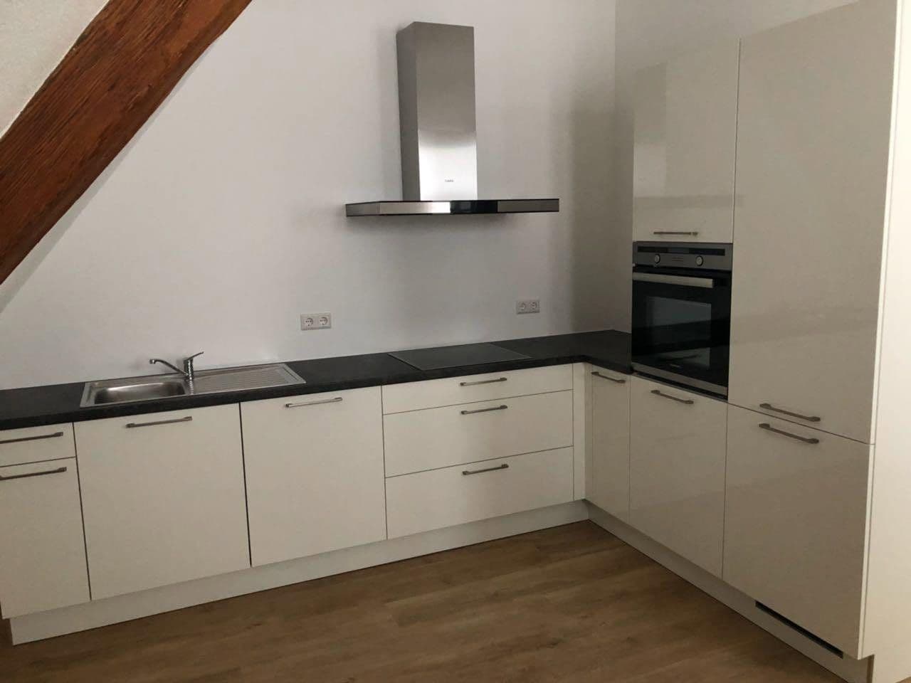 Prenájom bytu 19 m², Marktplatz 12, Furtwangen im Schwarzwald, Bádensko-Wurttembersko Prenájom bytu 19 m², Marktplatz 12, Furtwangen im Schwarzwald, Bádensko-Wurttembersko