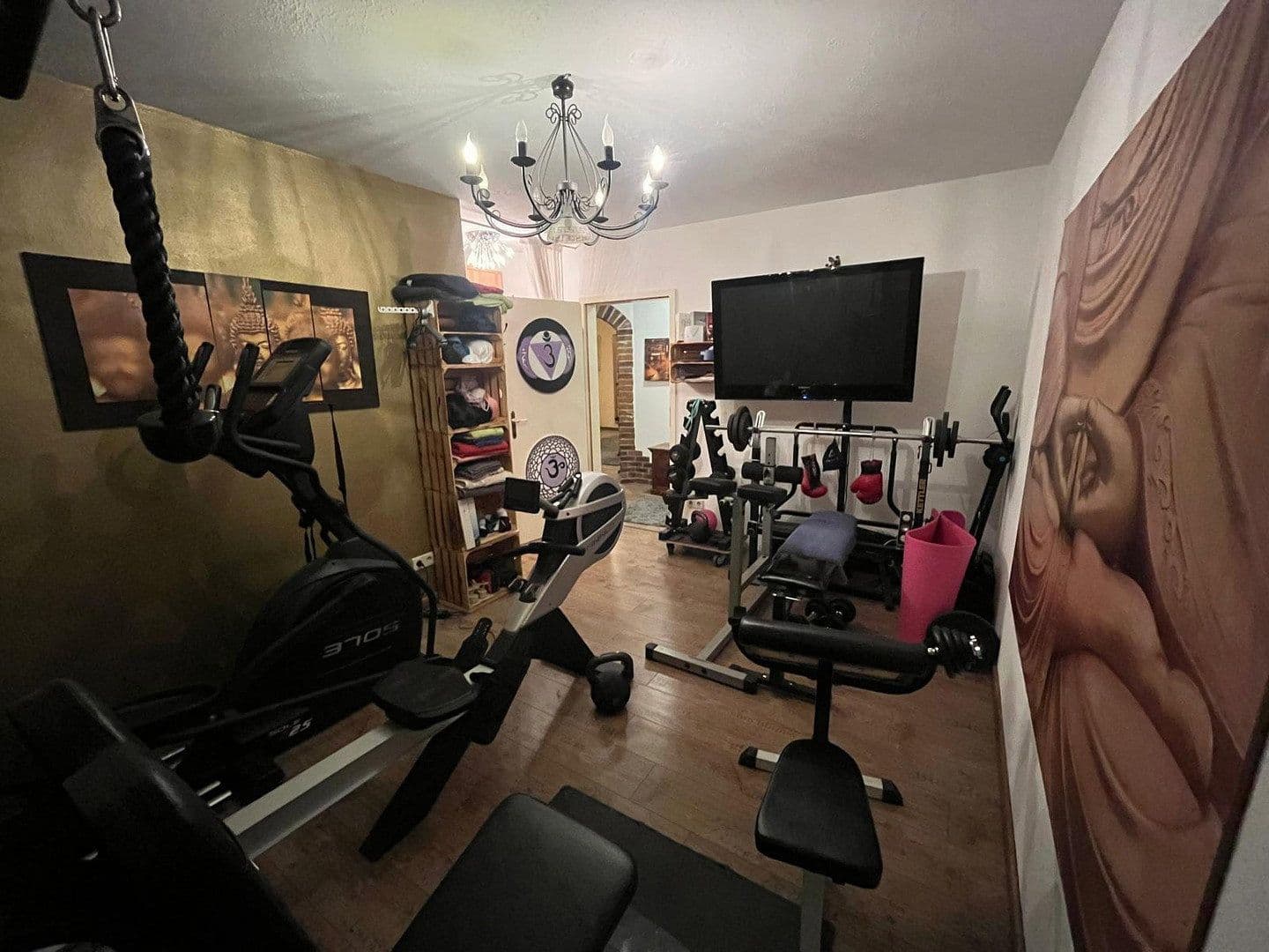Predaj domu 260 m², pozemok 953 m², Hettenshausen, Bavorsko Predaj domu 260 m², pozemok 953 m², Hettenshausen, Bavorsko