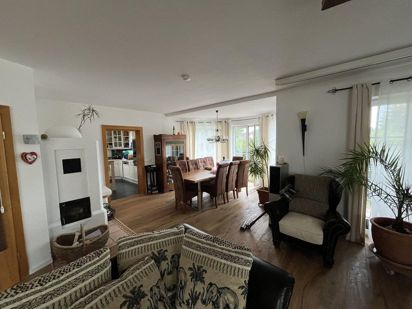 Predaj domu 260 m², pozemok 953 m², Hettenshausen, Bavorsko Predaj domu 260 m², pozemok 953 m², Hettenshausen, Bavorsko
