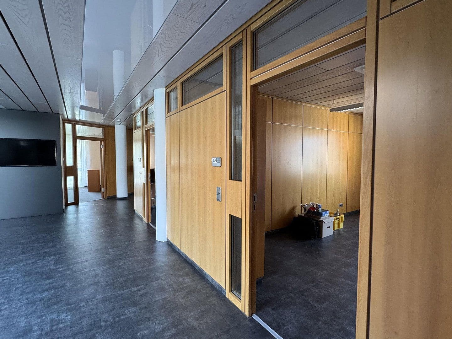 Predaj domu 334 m², pozemok 2.254 m², Keltern, Bádensko-Wurttembersko Predaj domu 334 m², pozemok 2.254 m², Keltern, Bádensko-Wurttembersko
