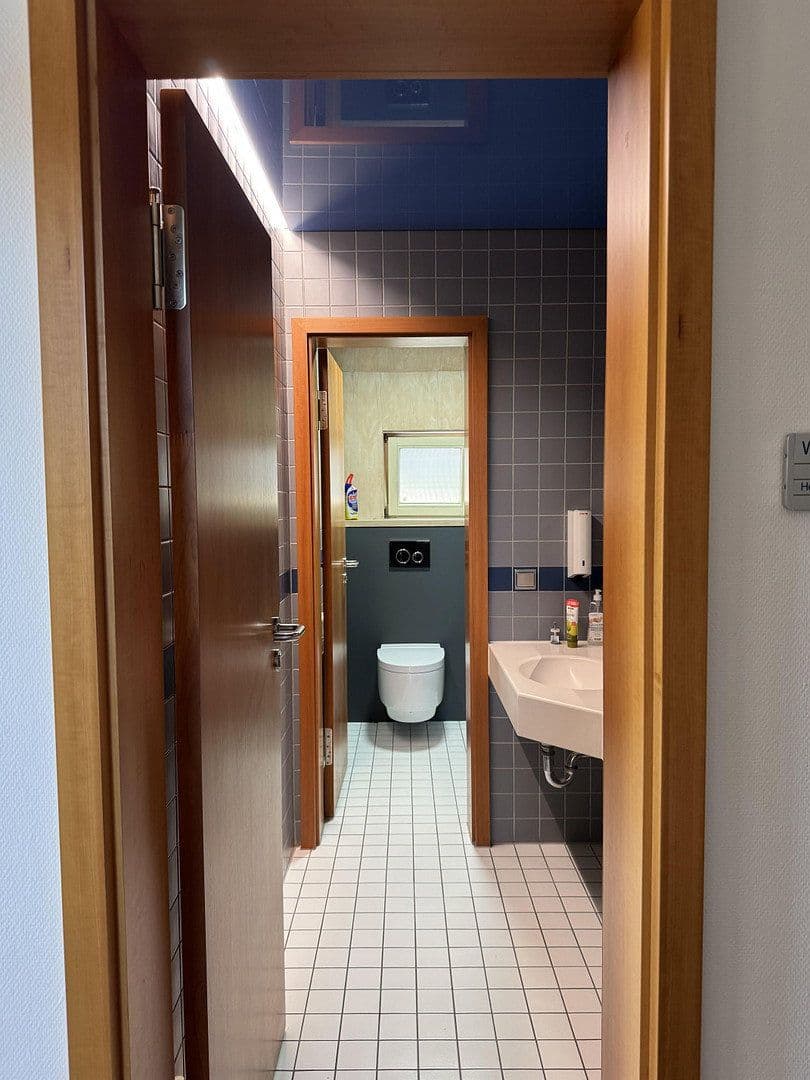 Predaj domu 334 m², pozemok 2.254 m², Keltern, Bádensko-Wurttembersko Predaj domu 334 m², pozemok 2.254 m², Keltern, Bádensko-Wurttembersko