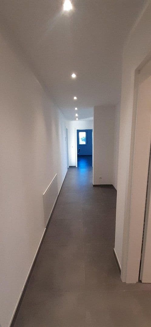 Prenájom bytu 5-izbový 156 m², Peter-Händel-Str. 10, Hemhofen, Bavorsko Prenájom bytu 5-izbový 156 m², Peter-Händel-Str. 10, Hemhofen, Bavorsko