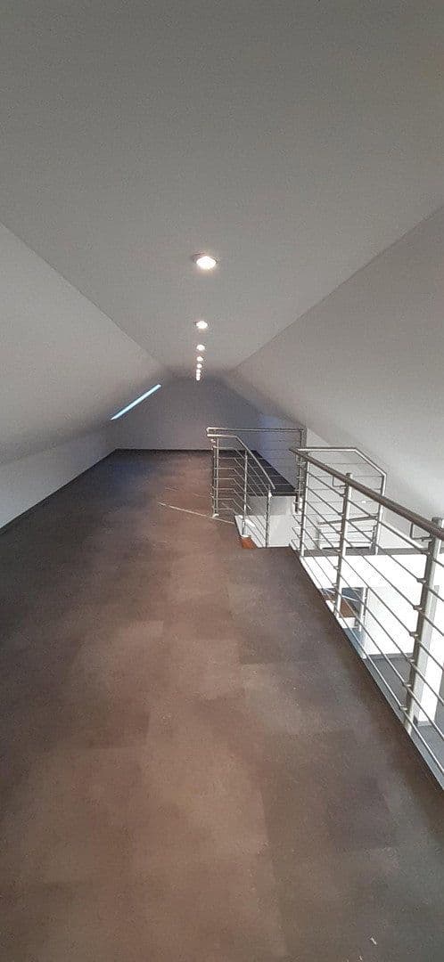 Prenájom bytu 5-izbový 156 m², Peter-Händel-Str. 10, Hemhofen, Bavorsko Prenájom bytu 5-izbový 156 m², Peter-Händel-Str. 10, Hemhofen, Bavorsko