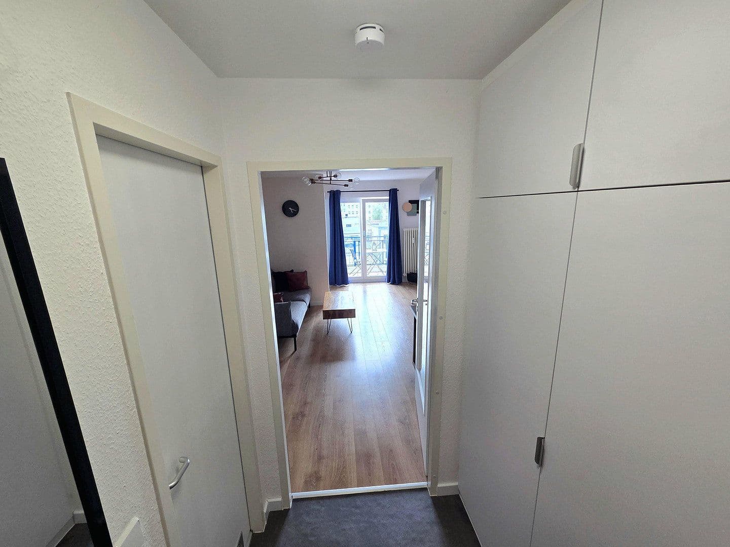 Prenájom bytu 2-izbový 50 m², Berlin, Berlín Prenájom bytu 2-izbový 50 m², Berlin, Berlín