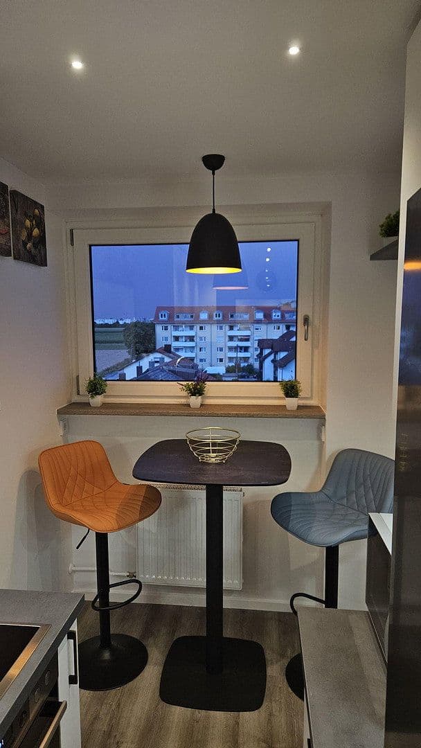 Prenájom bytu 2-izbový 60 m², Germering, Bavorsko Prenájom bytu 2-izbový 60 m², Germering, Bavorsko