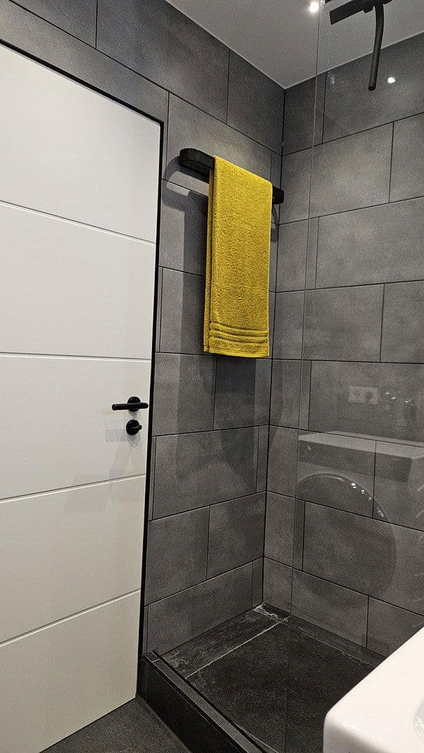 Prenájom bytu 2-izbový 60 m², Germering, Bavorsko Prenájom bytu 2-izbový 60 m², Germering, Bavorsko