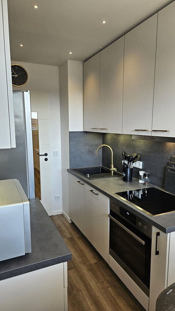 Prenájom bytu 2-izbový 60 m², Germering, Bavorsko Prenájom bytu 2-izbový 60 m², Germering, Bavorsko