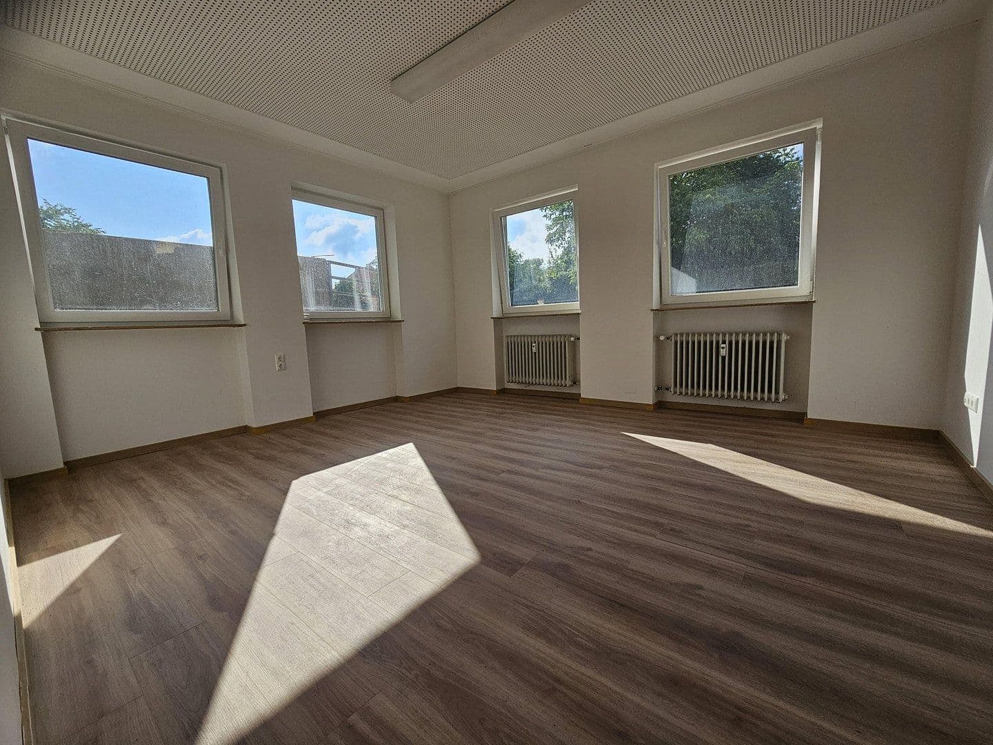 Prenájom bytu 1-izbový 31 m², Marienstraße 35, Furth im Wald, Bavorsko Prenájom bytu 1-izbový 31 m², Marienstraße 35, Furth im Wald, Bavorsko