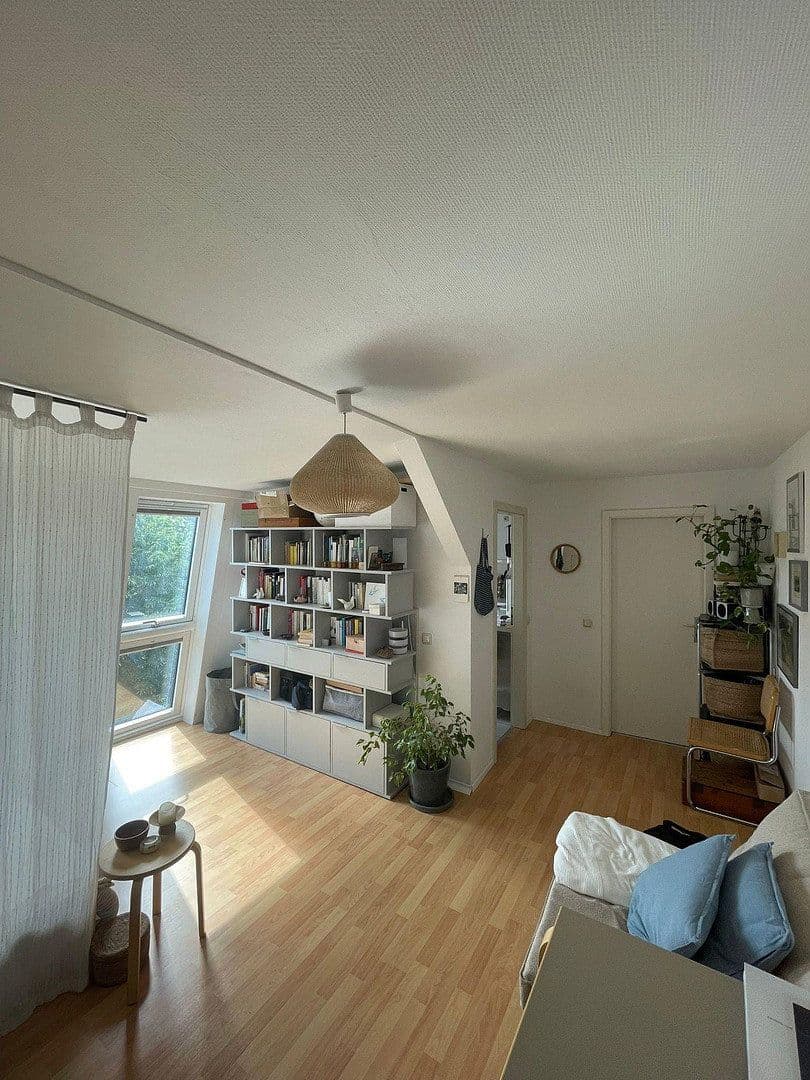 Prenájom bytu 1-izbový 30 m², Reilstr. 98 c, Halle, Sasko-Anhaltsko Prenájom bytu 1-izbový 30 m², Reilstr. 98 c, Halle, Sasko-Anhaltsko