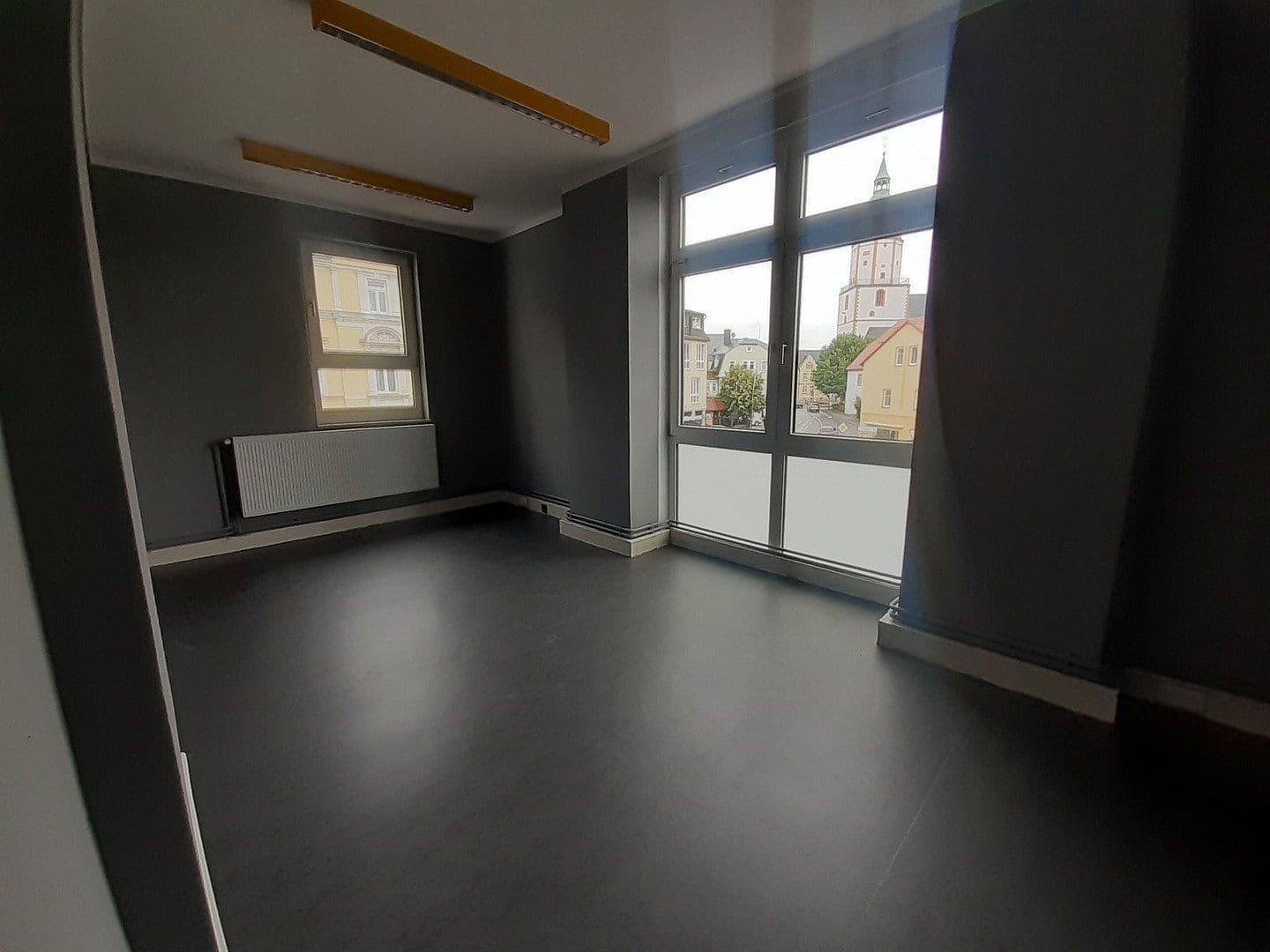 Prenájom kancelárie 450 m², Zwingerstraße 30, Döbeln, Sasko Prenájom kancelárie 450 m², Zwingerstraße 30, Döbeln, Sasko